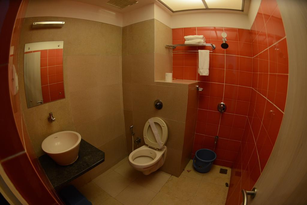 Hotel Ayush International Mangalore Quarto foto